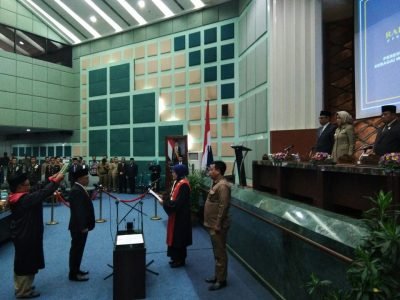 Resmi Dilantik Menjadi Wakil Ketua DPRD Tangsel, Taufik MA: Semoga Sesuai Keinginan Partai Resmi Dilantik Menjadi Wakil Ketua DPRD Tangsel, Taufik MA: Semoga Sesuai Keinginan Partai