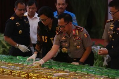 Ungkap Sindikat Narkoba Asal Belanda, Sang Pengendali Ternyata Seorang Napi Lapas Nusakambangan Ungkap Sindikat Narkoba Asal Belanda, Sang Pengendali Ternyata Seorang Napi Lapas Nusakambangan