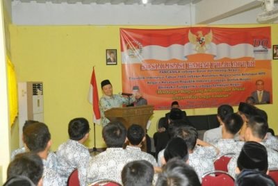 Sosialisasi 4 Pilar, Wakil Ketua MPR: Pencipta Lambang Garuda dan Lagu Hari Merdeka Seorang Habib Sosialisasi 4 Pilar, Wakil Ketua MPR: Pencipta Lambang Garuda dan Lagu Hari Merdeka Seorang Habib