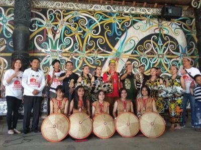 Selain Dayak, Rusmadi Wongso Juga ada Hubungan Keluarga dengan Orang Bugis dan Banjar Selain Dayak, Rusmadi Wongso Juga ada Hubungan Keluarga dengan Orang Bugis dan Banjar