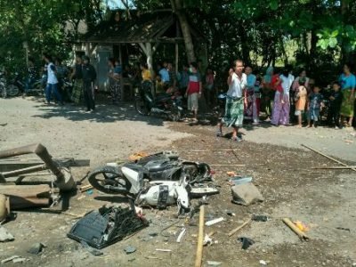 Jamaah Ahmadiyah di Lombok Timur Diserang, 6 Rumah Rusak Parah Jamaah Ahmadiyah di Lombok Timur Diserang, 6 Rumah Rusak Parah