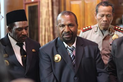 Bupati Selalu Keluar Daerah, Massa Ambil Alih Sejumlah Objek Vital di Pegunungan Bintang Bupati Selalu Keluar Daerah, Massa Ambil Alih Sejumlah Objek Vital di Pegunungan Bintang