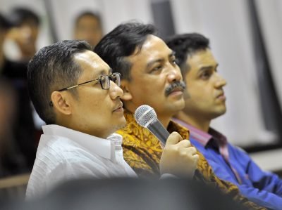 Beda Anas Urbaningrum dan Nazaruddin Soal Remisi Khusus Idul Fitri Beda Anas Urbaningrum dan Nazaruddin Soal Remisi Khusus Idul Fitri