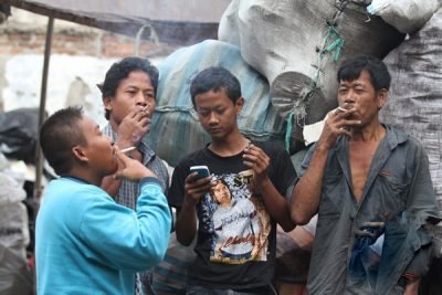 TNP2K: Masalah Rokok Sangat Dekat Dengan Persoalan Kemiskinan TNP2K: Masalah Rokok Sangat Dekat Dengan Persoalan Kemiskinan