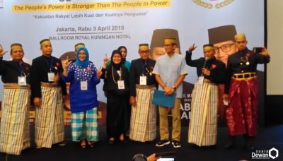 1000 Tokoh Bugis-Makassar Deklarasikan Dukungan ke Sandiaga Uno 1000 Tokoh Bugis-Makassar Deklarasikan Dukungan ke Sandiaga Uno