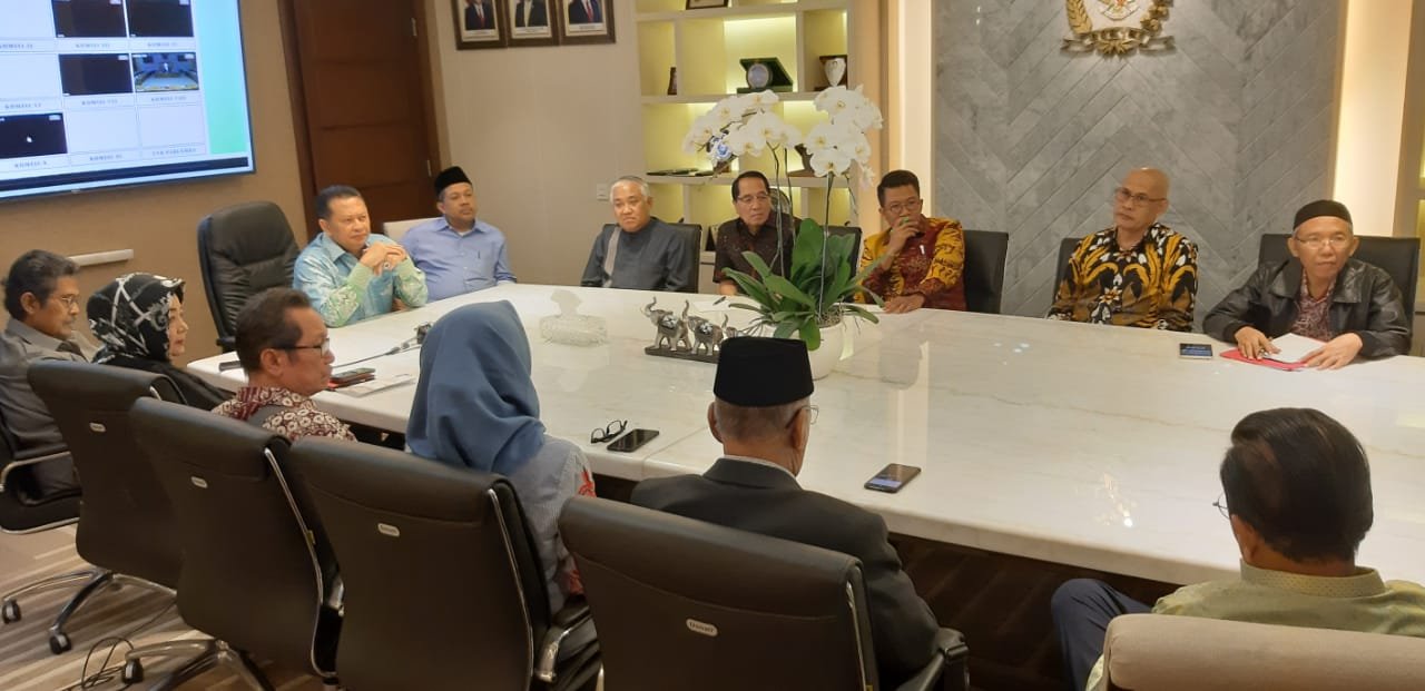 DPR Sepakat Bentuk TGPF Tragedi Kemanusiaan Pemilu 2019 DPR Sepakat Bentuk TGPF Tragedi Kemanusiaan Pemilu 2019